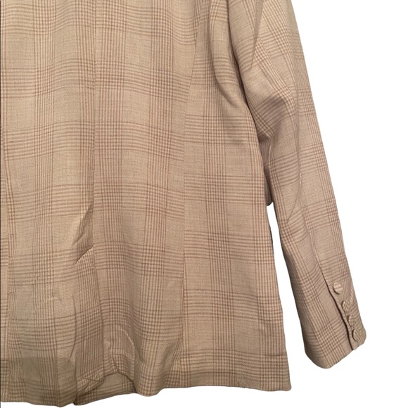 House of Harlow Tan Plaid Blazer - Picture 9 of 15